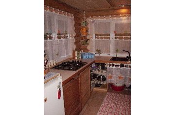 Privatni smještaj Zărneşti 3